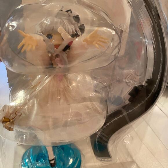 Azur Lane Little Illustrious Figure - Picture 2 of 7